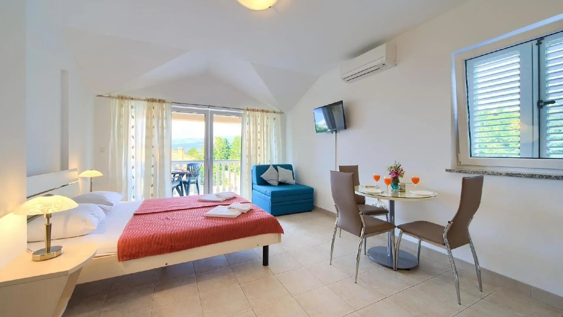 Apartment Studio Mit Balkon Silo